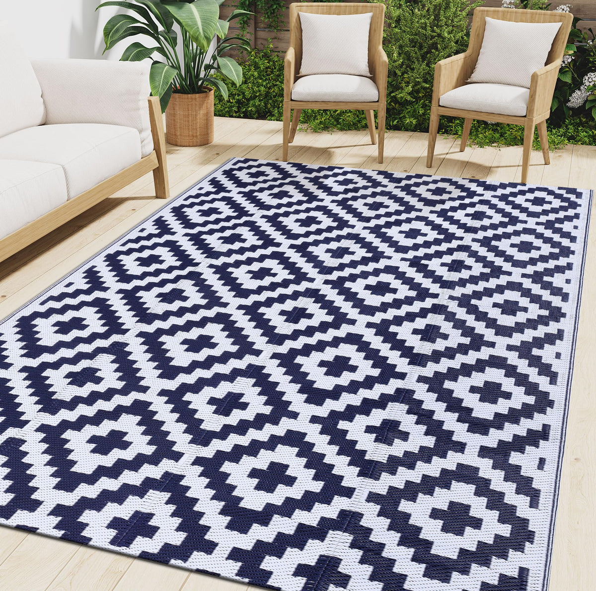 Smiry alfombra exterior frontal mostrando patrón boho y colores para combinar