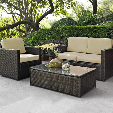 sqodok ambientación en terraza con fundas tan, estética neutra y elegante