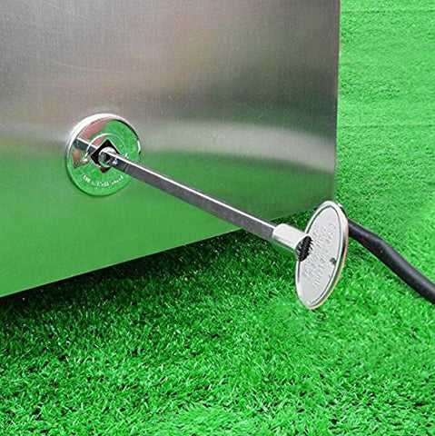 Stanbroil llave ubicada junto a chimenea exterior integrándose con el diseño y resistente