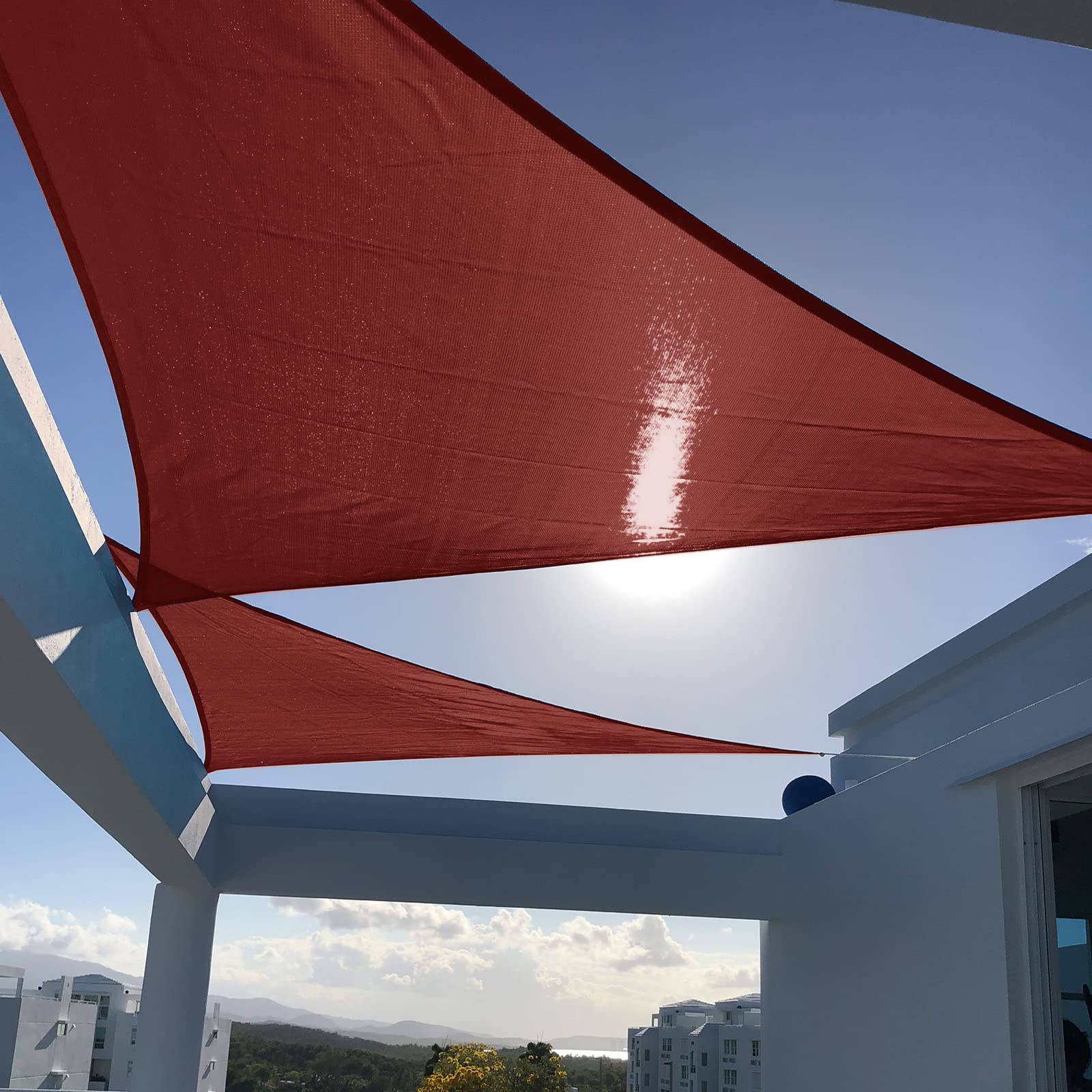 SUNNY GUARD vista frontal del toldo y embalaje mostrando protección