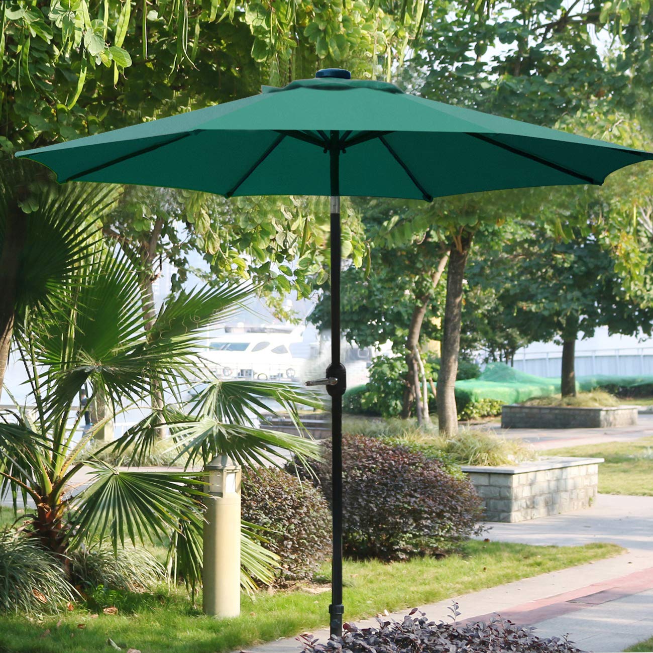 Sunnyglade sombrilla sobre mesa 42"–54" protegiendo a 4–6 personas