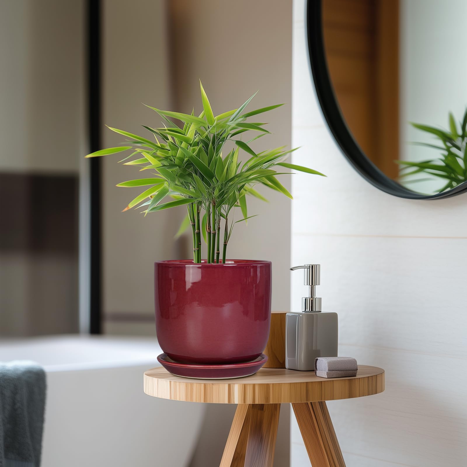 SUNPOTFOR maceta ambientada en salón aportando estilo y funcionalidad