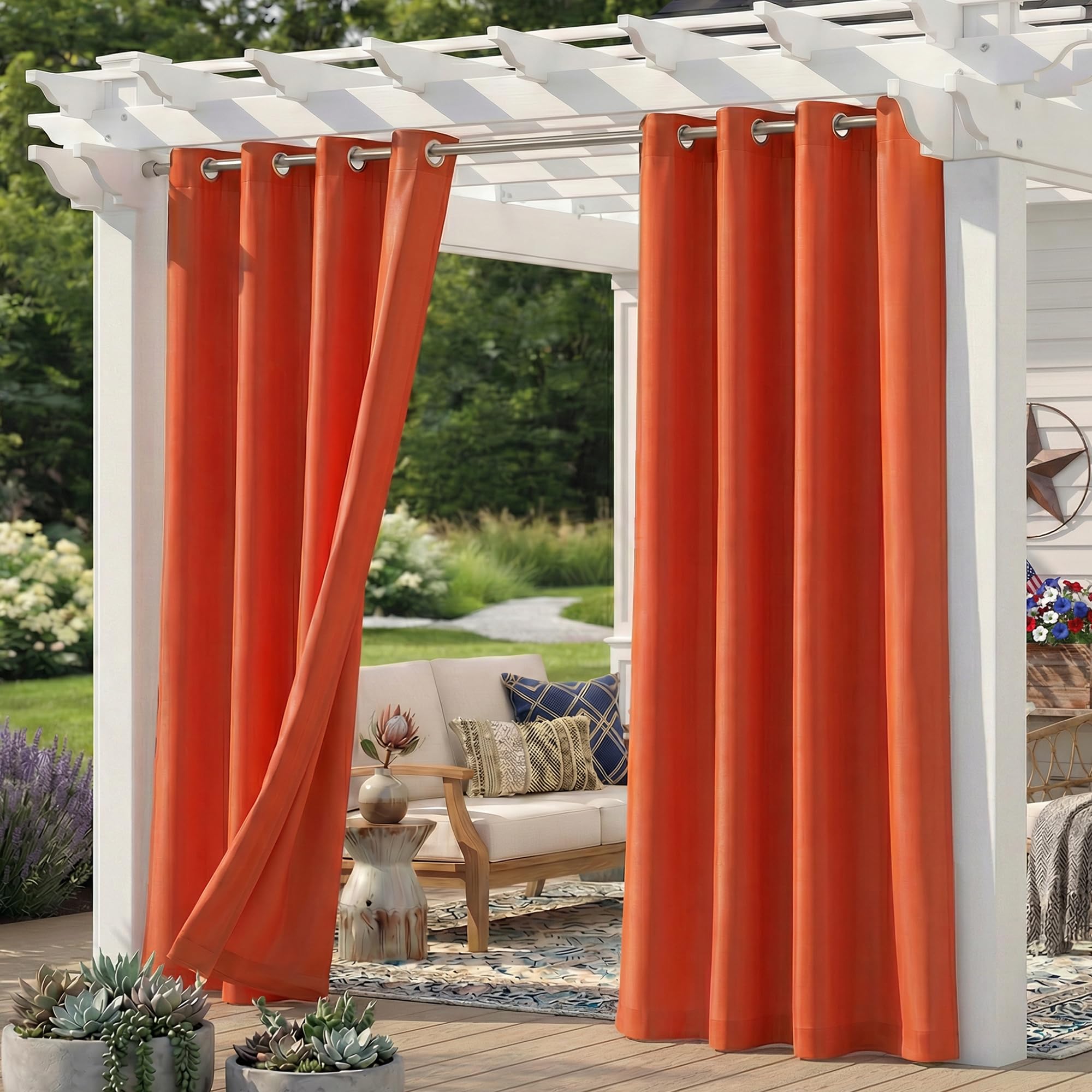 Sunshelf vista frontal del paquete de cortinas naranja para patio, añade estilo