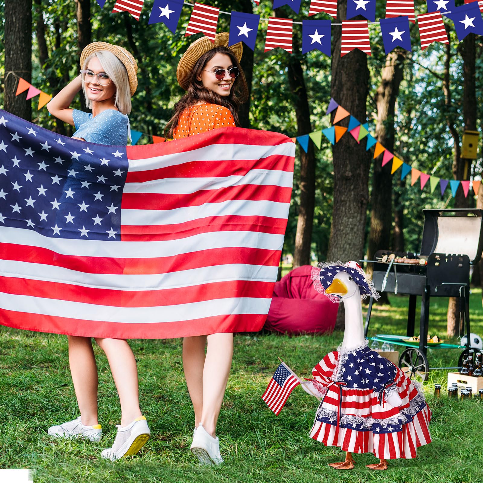 Suzile detalle de la bandera Americana en mano que añade realce festivo
