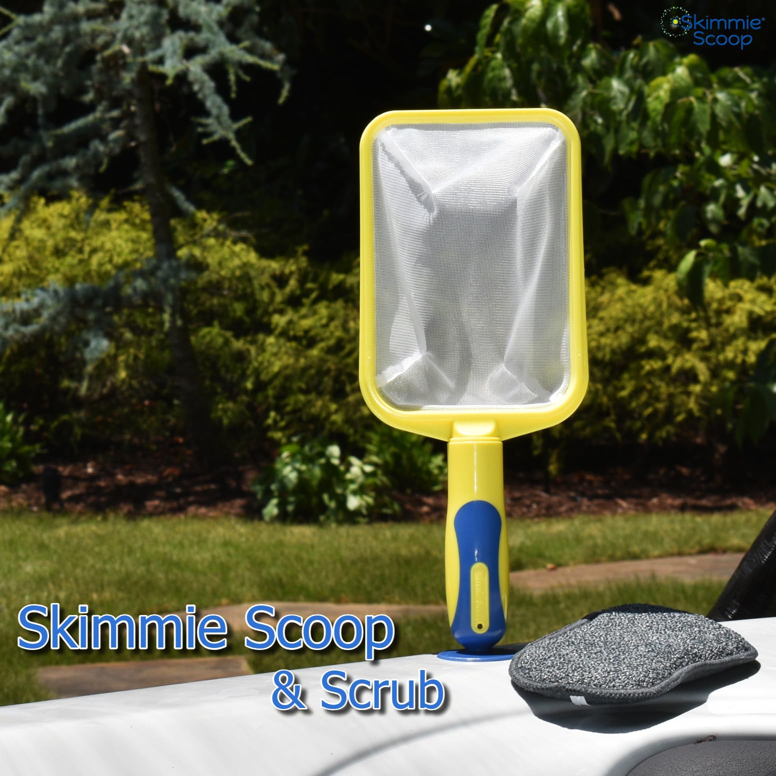The Skimmie Scoop en ambiente de spa mostrando uso práctico y orden