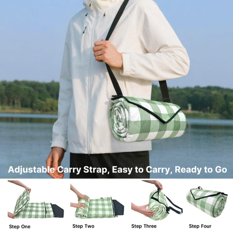 TigeJoy manta extendida en la playa con arena sacudible y protección resistente