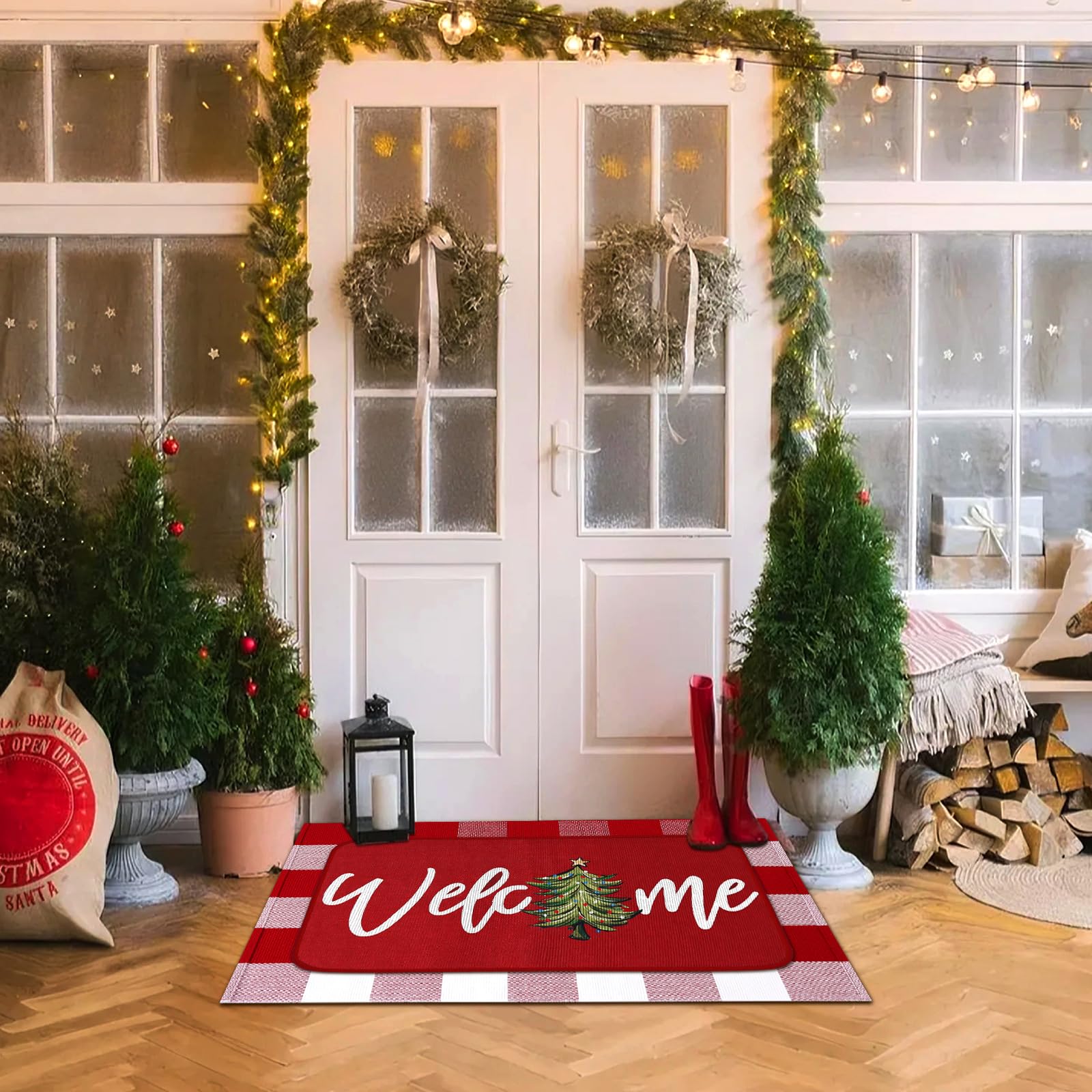 Tinideya felpudos en porche decorado para ambiente navideño acogedor