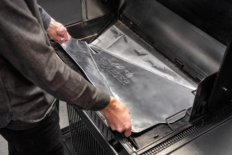 Comparación de tamaño Traeger con regla para ajuste perfecto en Pro 34