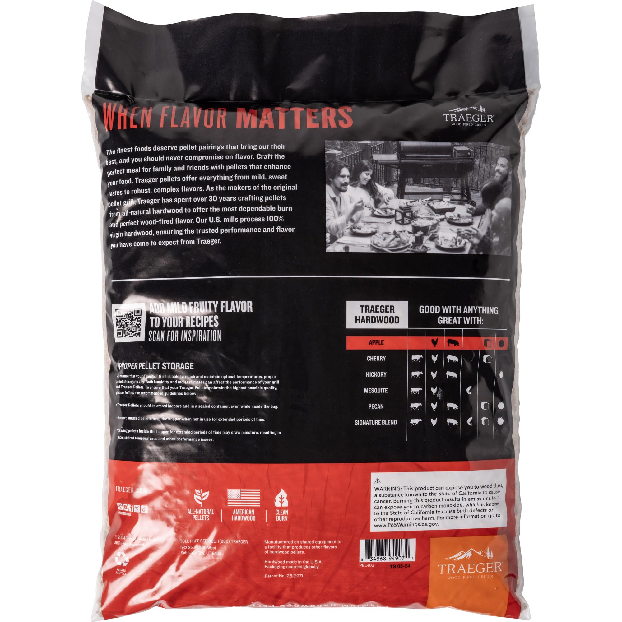 Traeger primer plano textura pellets Apple evidenciando gránulos limpios y compactos