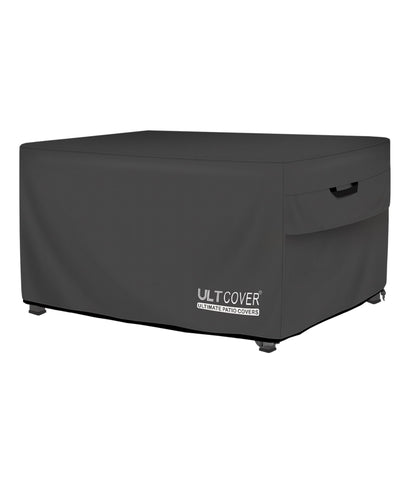ULTCOVER funda frontal sobre mesa de fogata mostrando protección total
