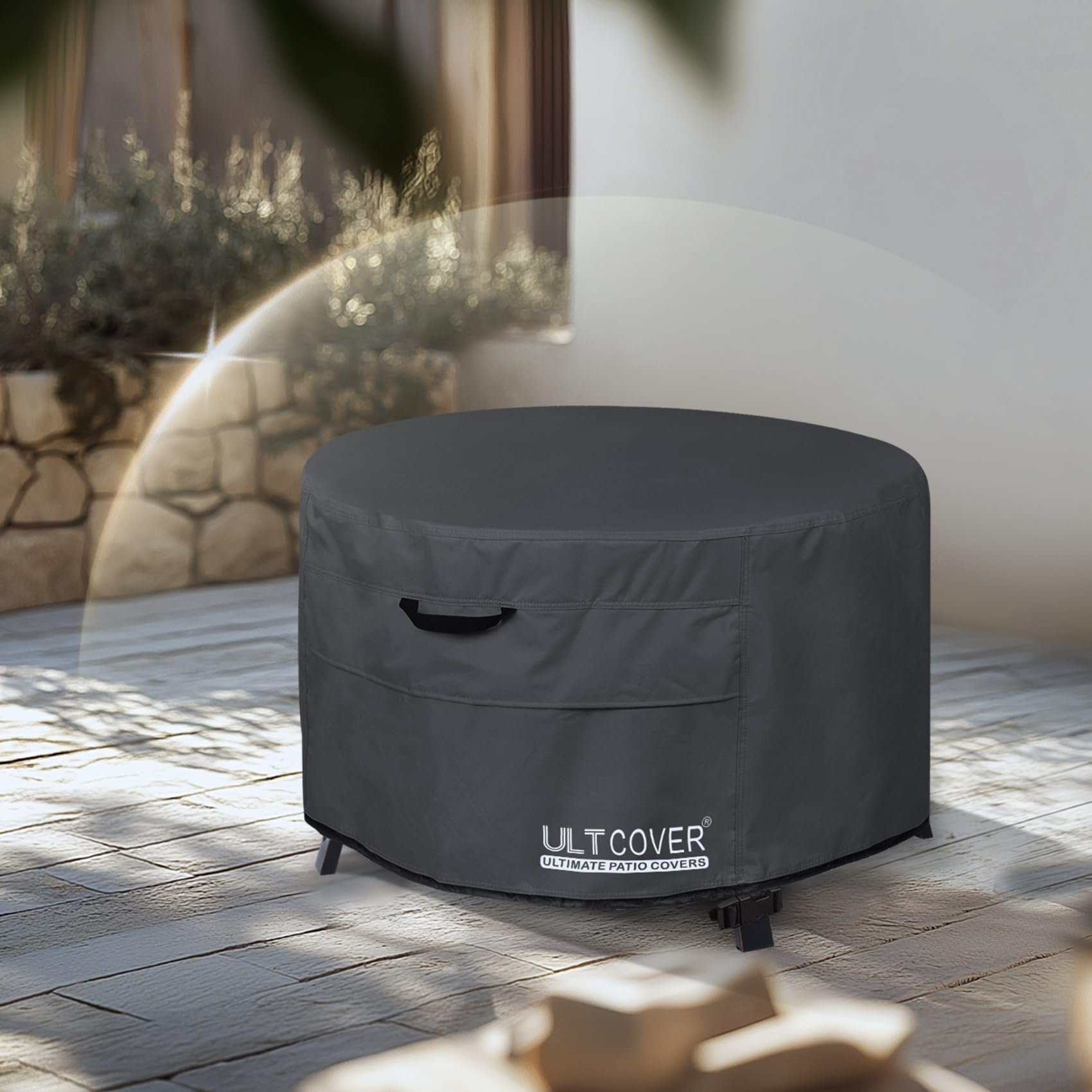 ULTCOVER superficie repelente al agua mostrando gotas