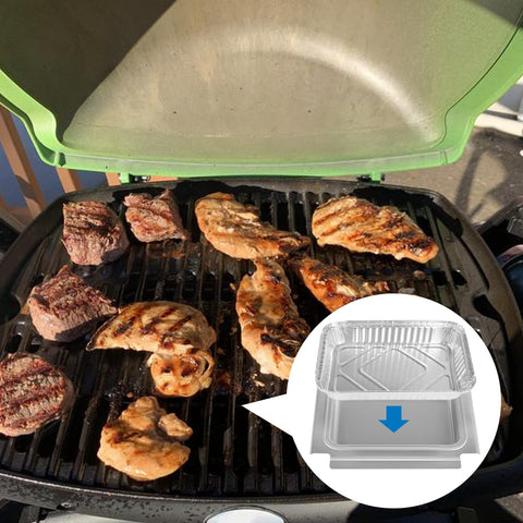 Uniflasy bandeja colocada en parrilla Weber Q1200 para control de grasa