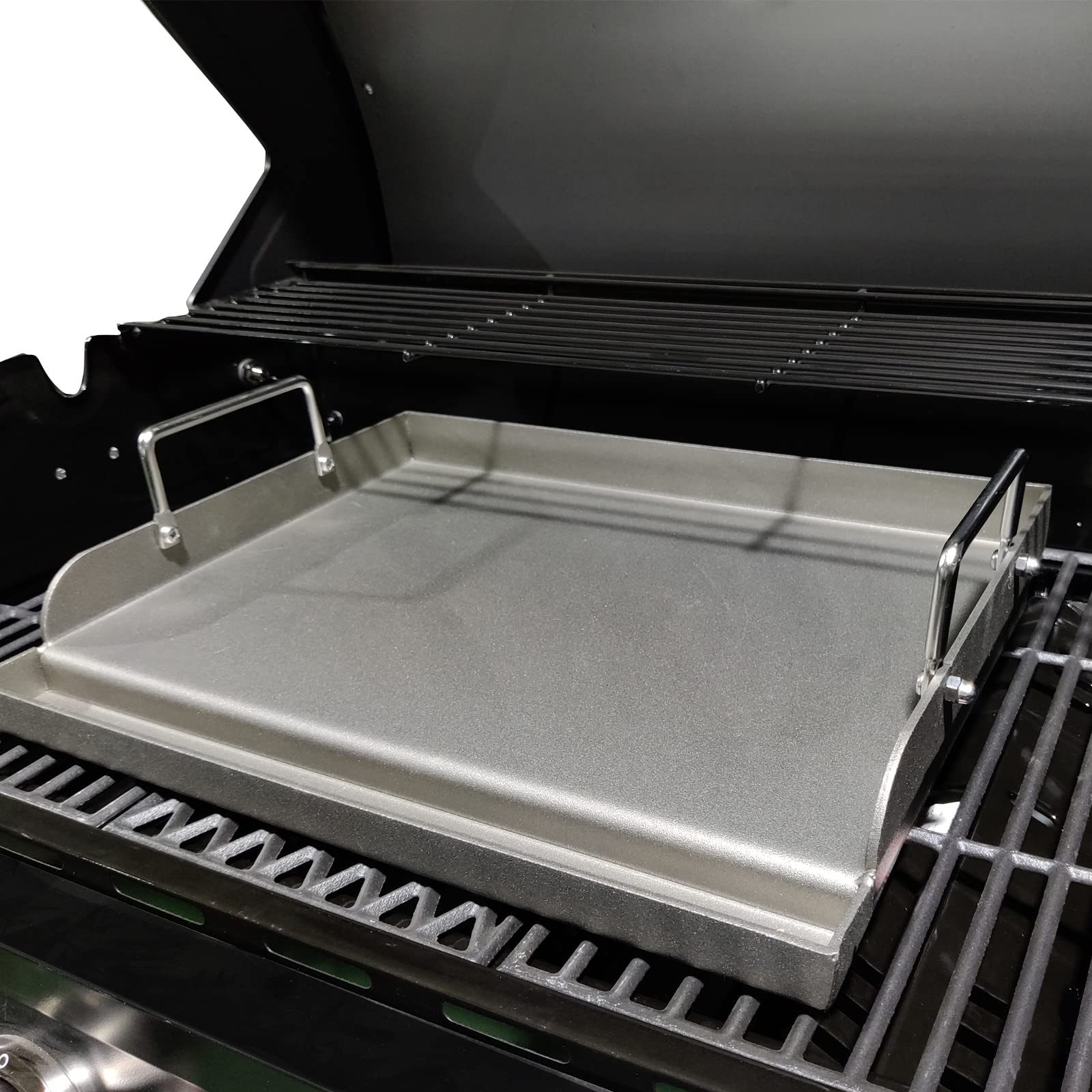 Uniflasy plancha en mesa con desayuno estilo teppanyaki servido