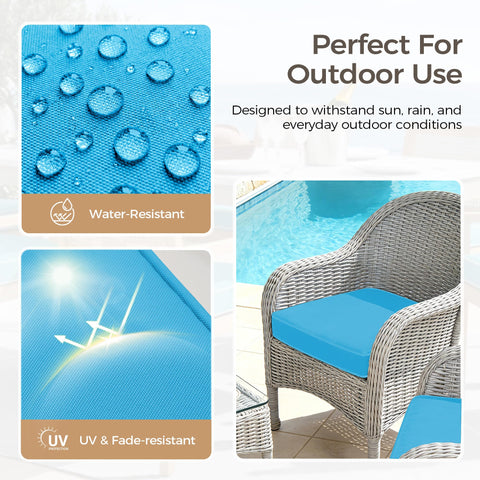 UNIKOME cojines colocados en sillas de patio junto a mesa, aportando comodidad y estilo