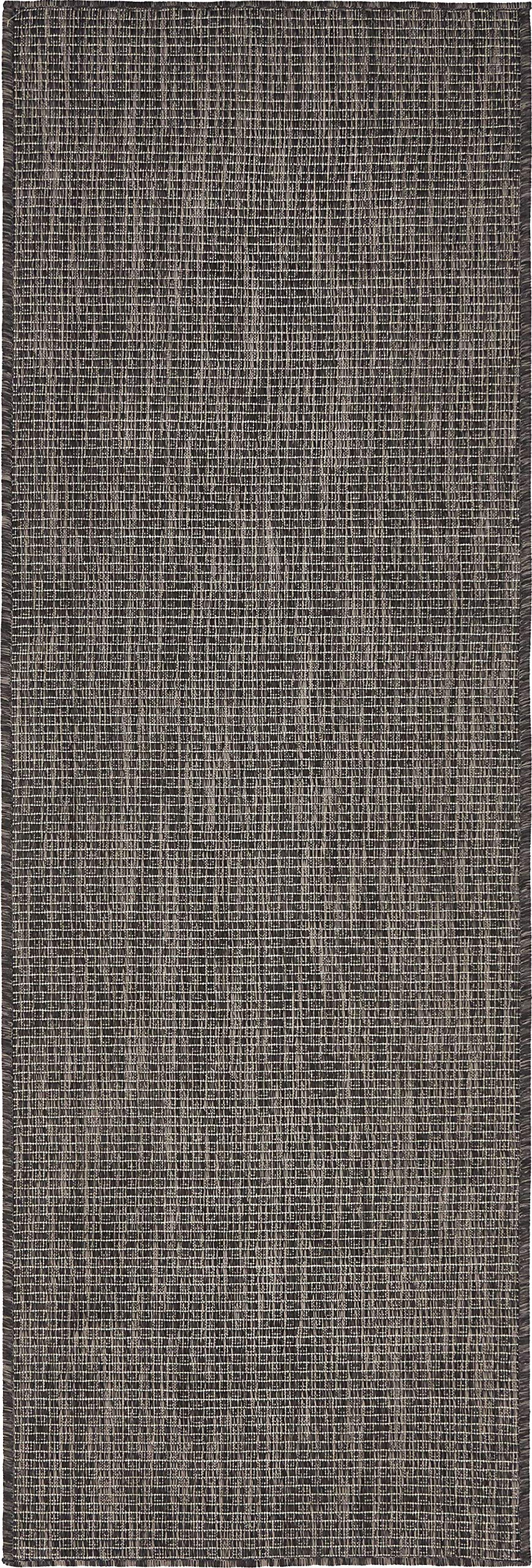 Unique Loom alfombra en patio exterior añadiendo confort y estilo