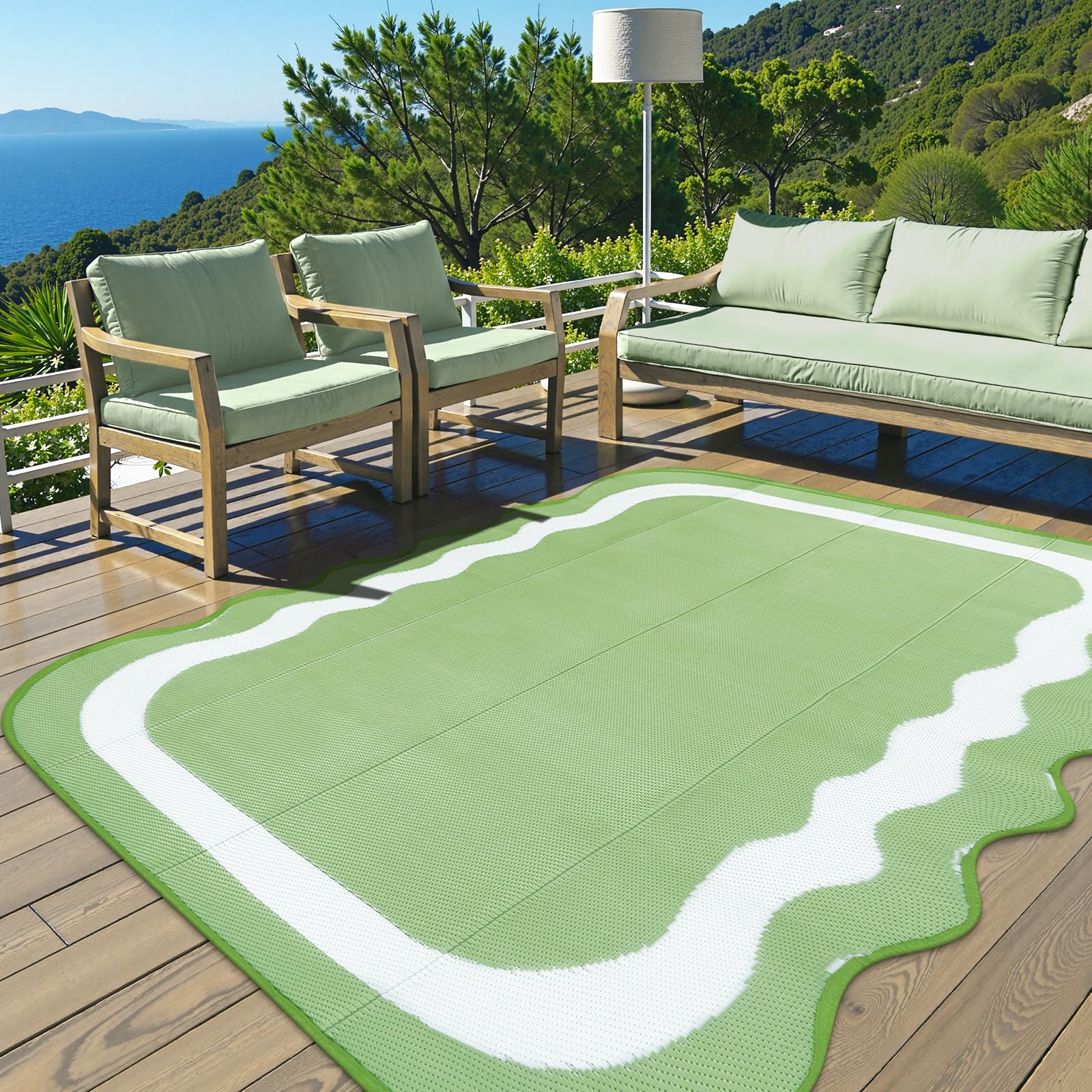 Uphome alfombra sobre terraza demostrando uso versátil y decoración