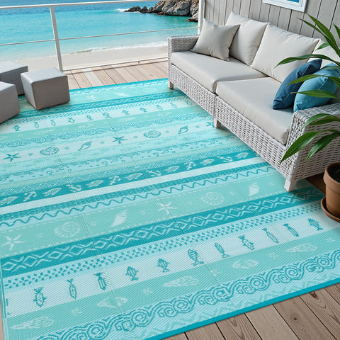 Alfombra Uphome vista frontal con diseño costero, aporta estilo al patio