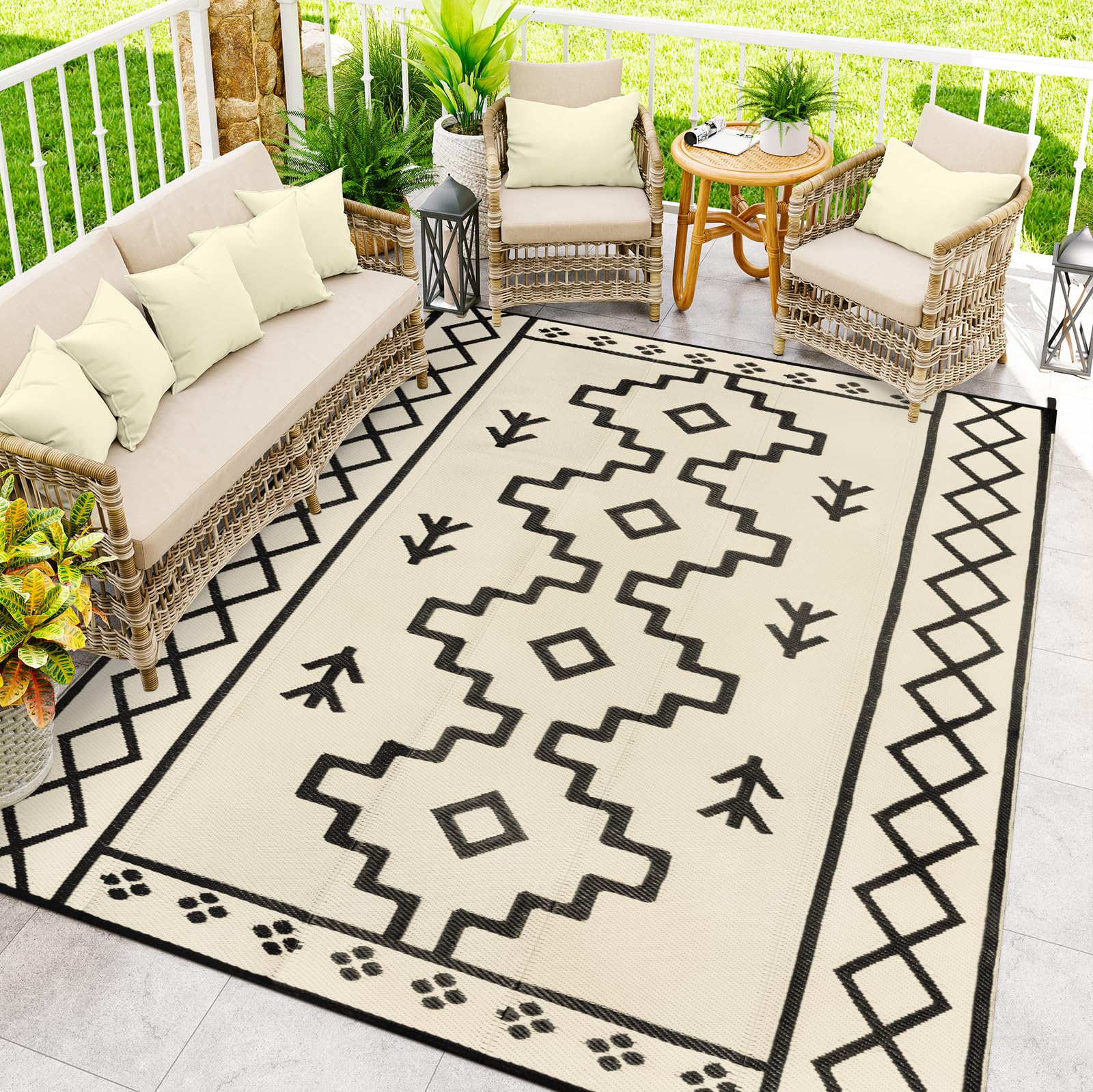 Uphome alfombra exterior frontal mostrando patrón reversible y tamaño grande