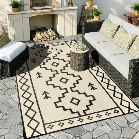 Uphome alfombra exterior frontal mostrando diseño boho y durabilidad