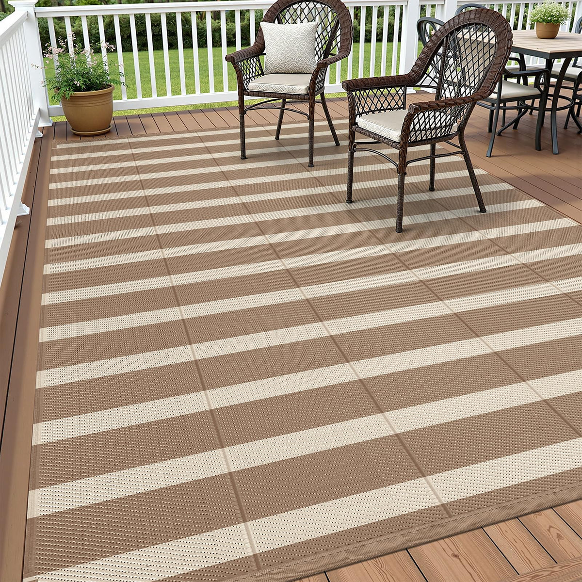 Vaukki alfombra exterior vista frontal, aspecto decorativo y resistente