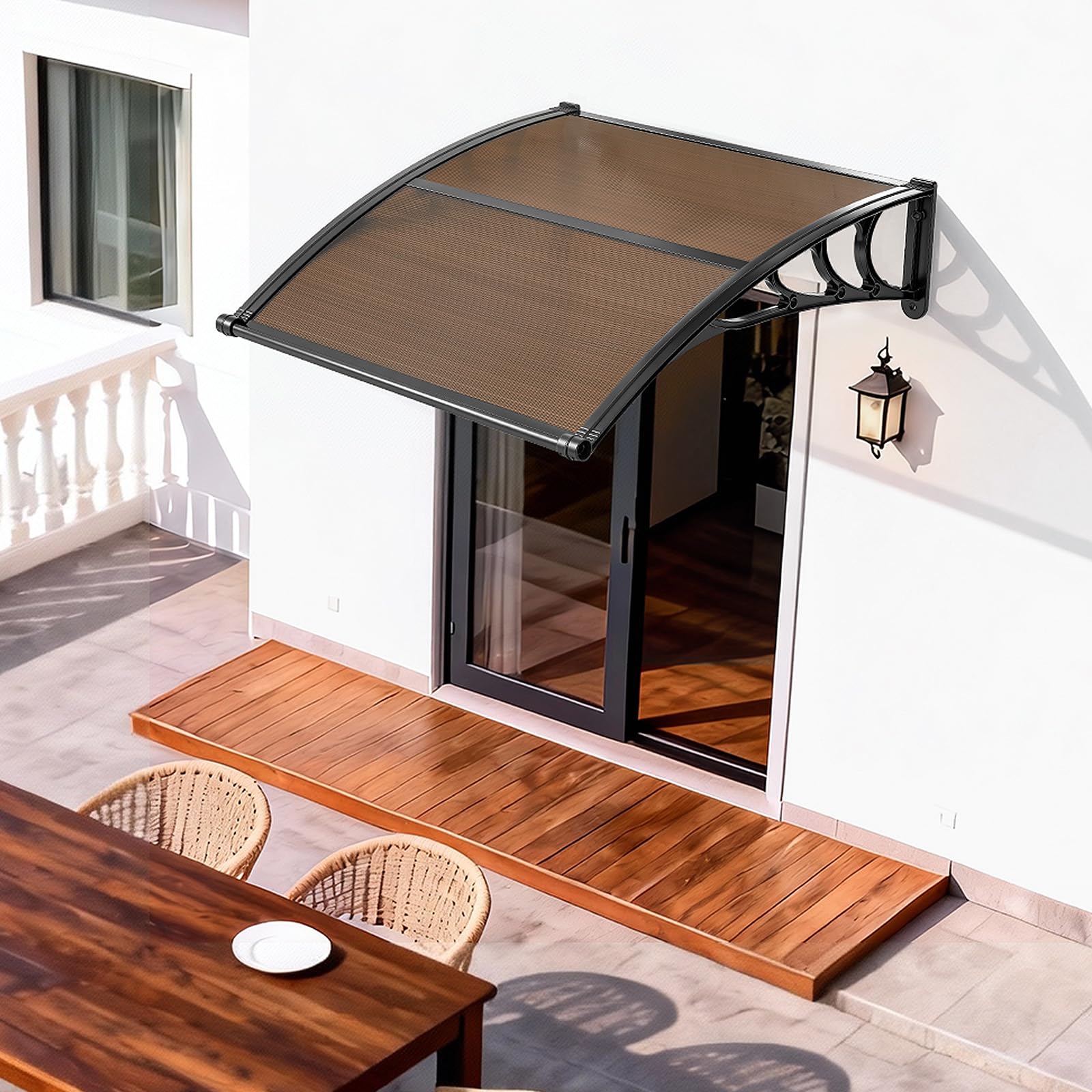 VEVOR toldo en balcón urbano mejorando estética y confort exterior