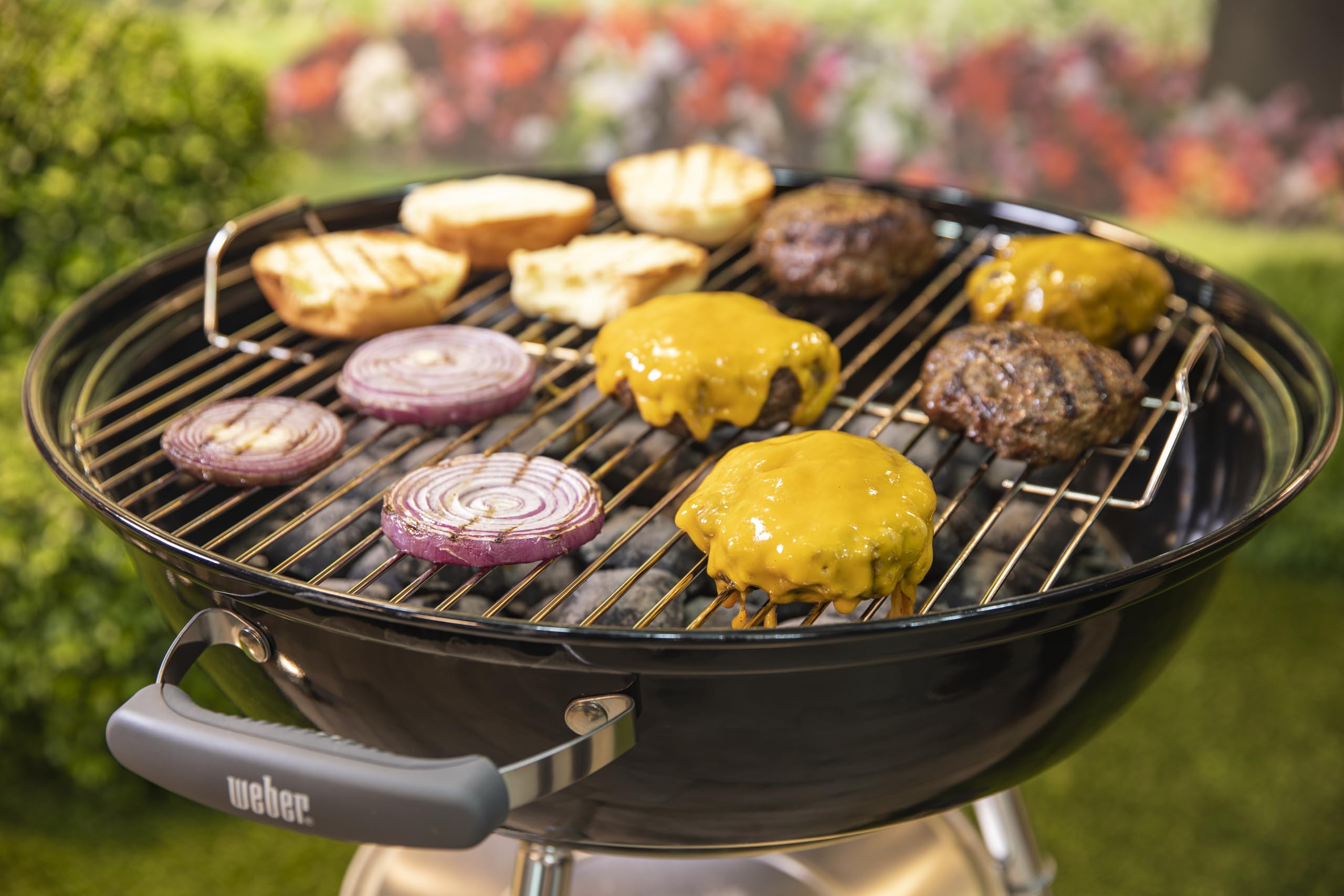 Weber Jumbo Joe rejilla de acero, superficie duradera para asar