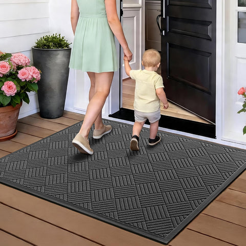 WELDUN ubicado en porche mostrando estilo y protección en ambiente exterior