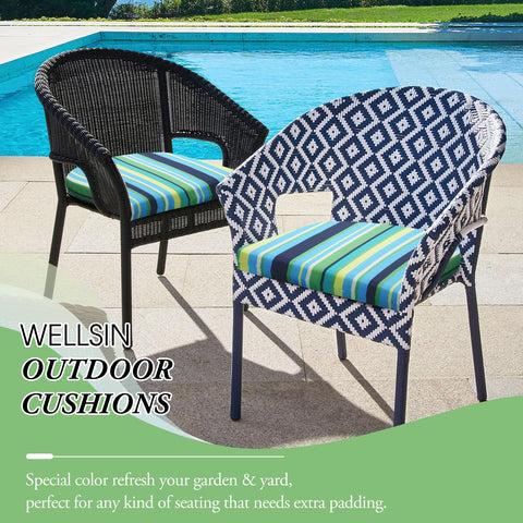 Cojines Wellsin en terraza decorada, combinan estilo y durabilidad
