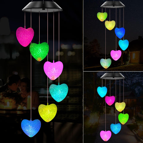 WENANA corazon frontal mostrando diseño ornamental y atractivo nocturno