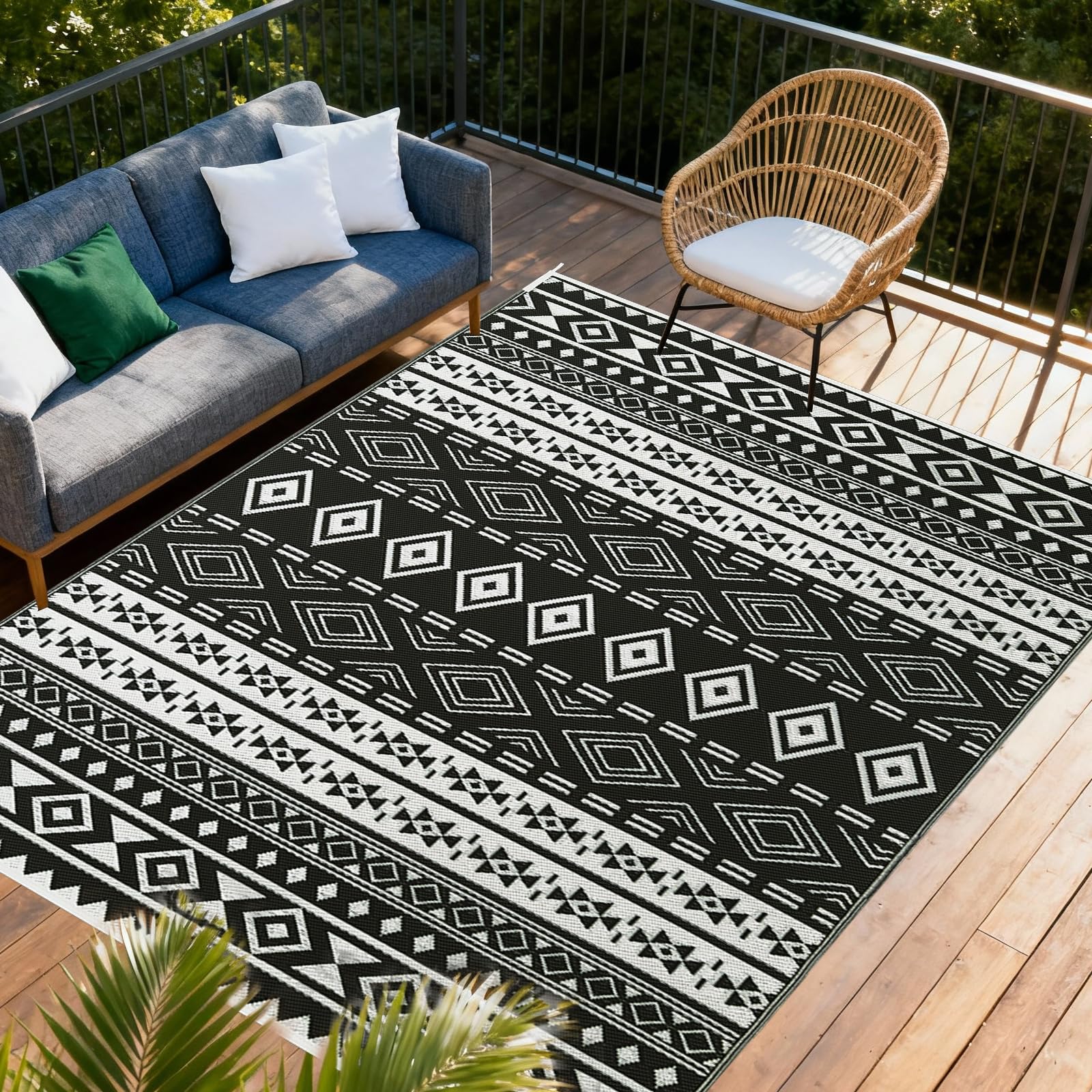 WILDROOTS vista frontal de alfombra tribal resistente para patio
