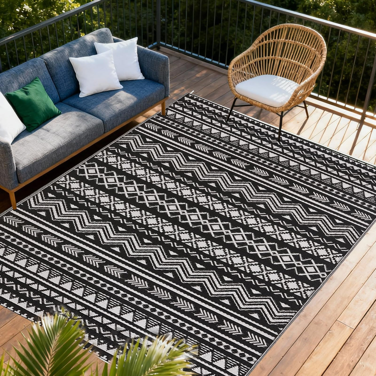 WILDROOTS alfombra frontal 9x12 ft mostrando diseño rayas verticales y estilo duradero