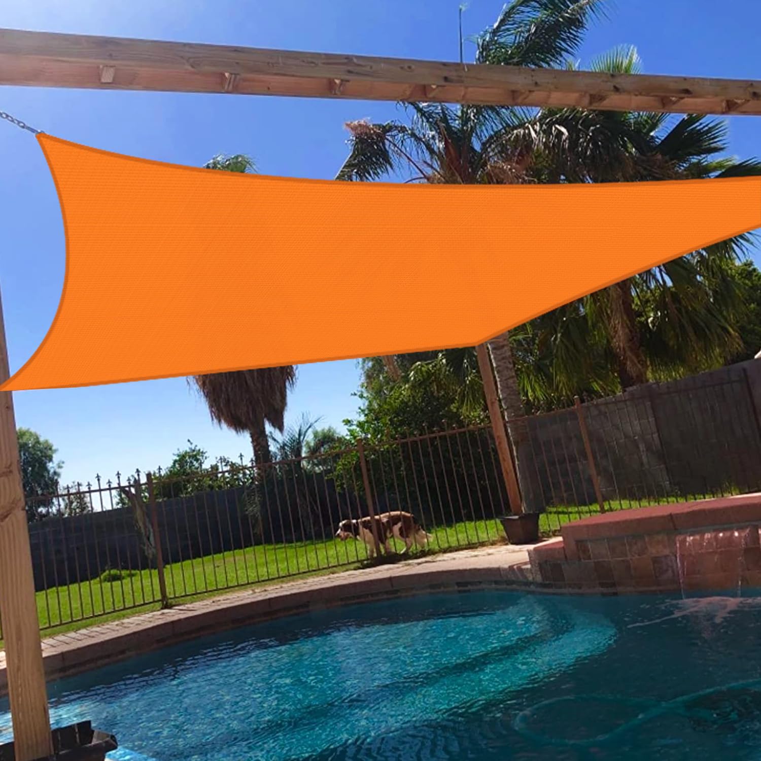 Windscreen4less vista frontal del toldo naranja mostrando cobertura y color