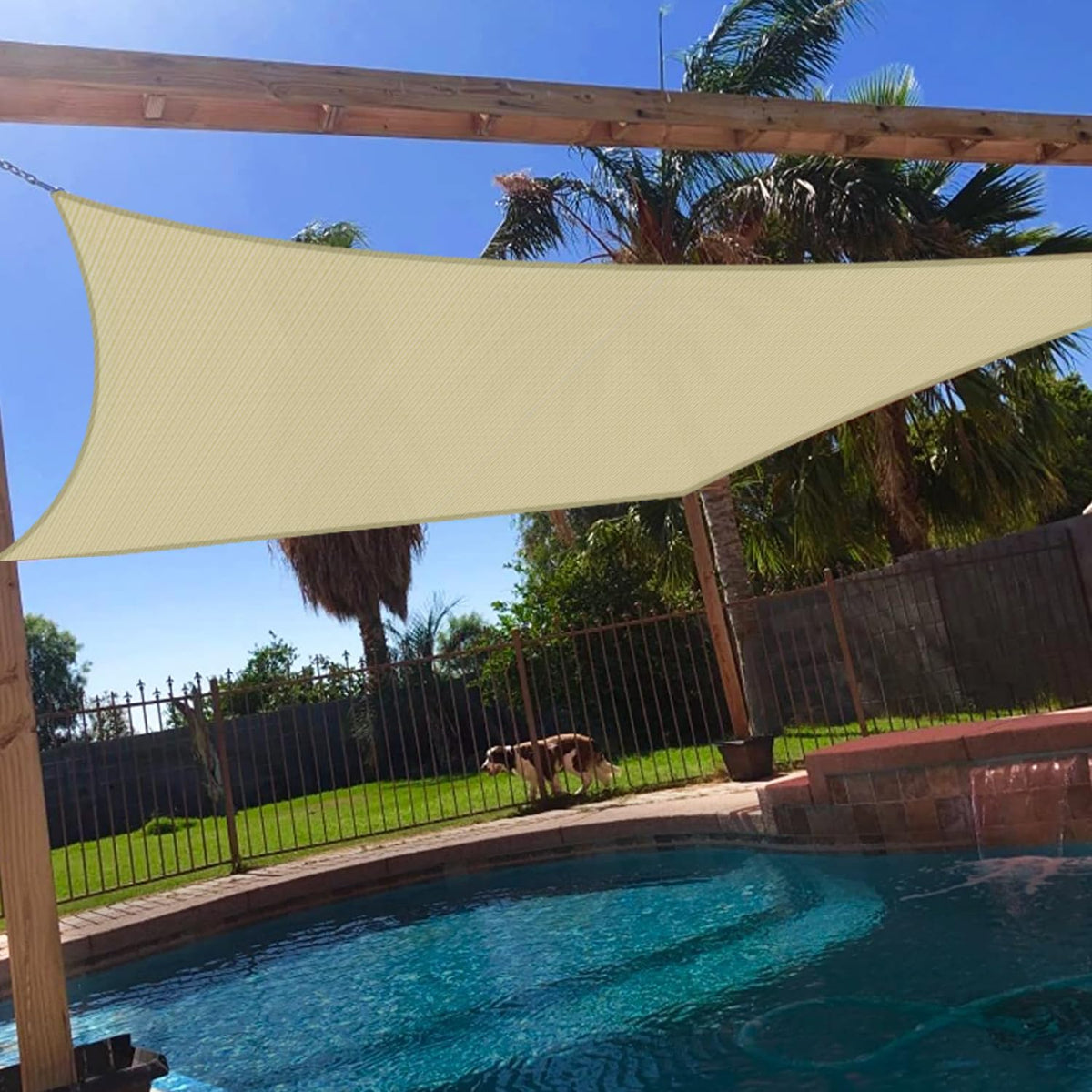 Windscreen4less vista frontal del toldo mostrando sombra y diseño