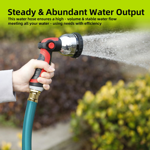 Worth manguera en uso regando plantas, maniobrabilidad y sin dobleces