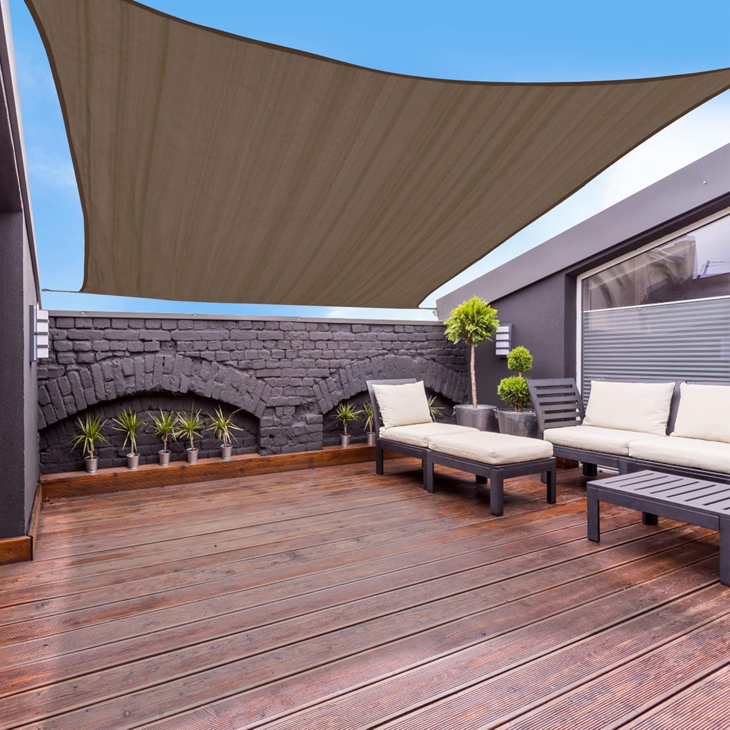 Yardmaker vista frontal del paquete mostrando la vela y contenido incluido