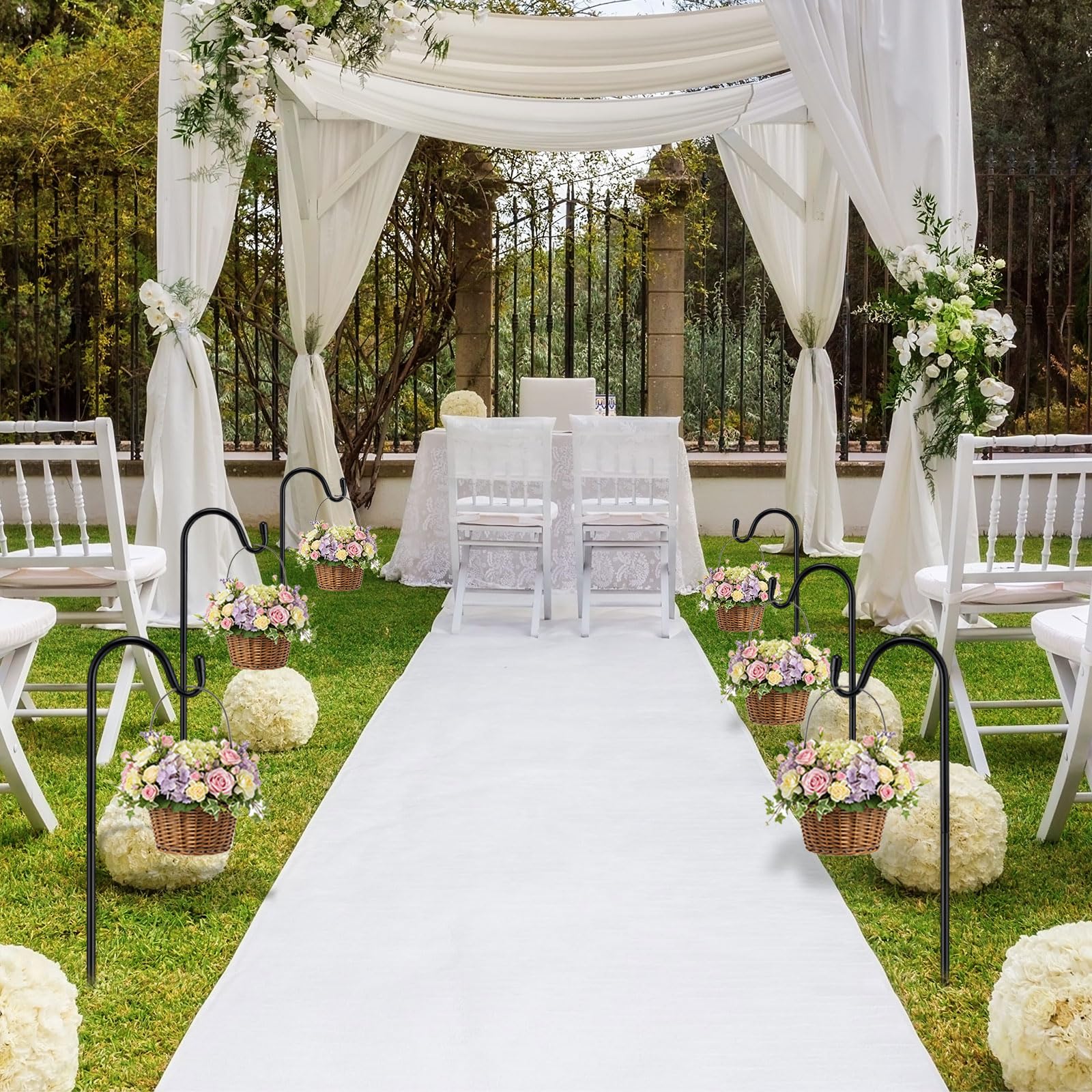 Yetene ambientación para evento en jardín aportando elegancia y puntos focales