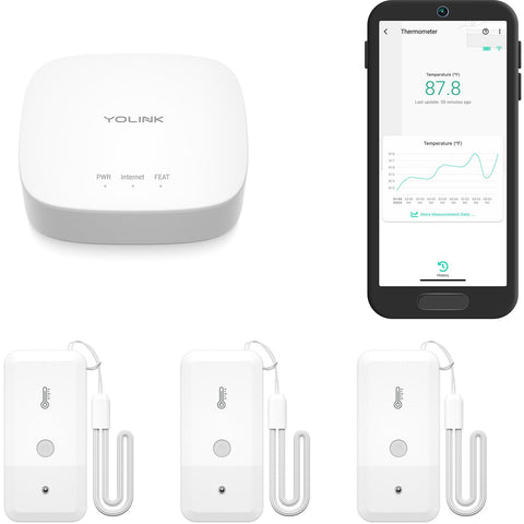YoLink hub y tres sensores frente mostrando kit completo y fácil instalación
