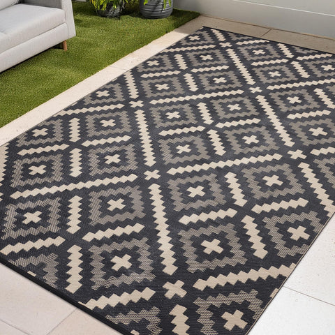 YONILE alfombra exterior frontal mostrando diseño y superficie resistente