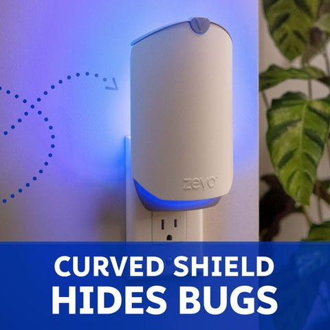 ZEVO luz azul encendida atrayendo insectos de forma continua